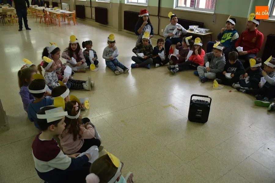 Foto 7 - Los ni&ntilde;os de Conciliamos toman los 12 gusanitos para entrar en el 2023