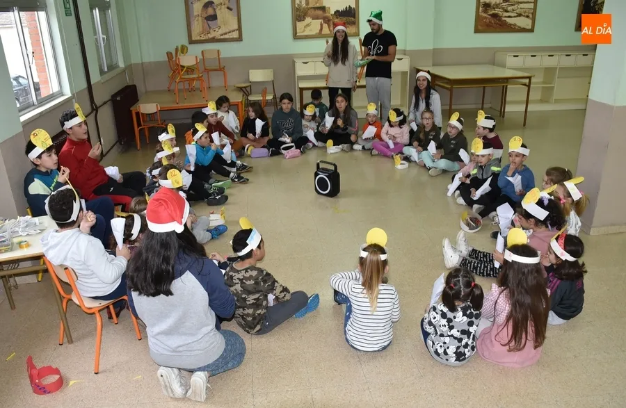 Foto 10 - Los ni&ntilde;os de Conciliamos toman los 12 gusanitos para entrar en el 2023