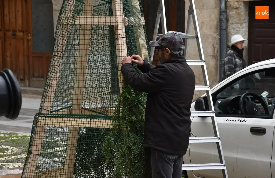Foto 7 - La Plaza Mayor recibe las atracciones navide&ntilde;as con cierta pol&eacute;mica