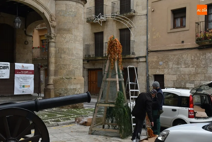 Foto 8 - La Plaza Mayor recibe las atracciones navide&ntilde;as con cierta pol&eacute;mica