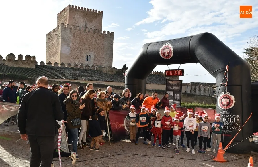 Foto 2 - Los m&aacute;s peque&ntilde;os echan en la San Silvestre Farinata las &uacute;ltimas carreras del a&ntilde;o