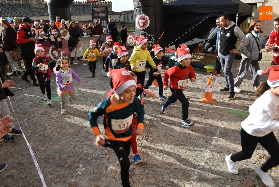 Foto 7 - Los m&aacute;s peque&ntilde;os echan en la San Silvestre Farinata las &uacute;ltimas carreras del a&ntilde;o