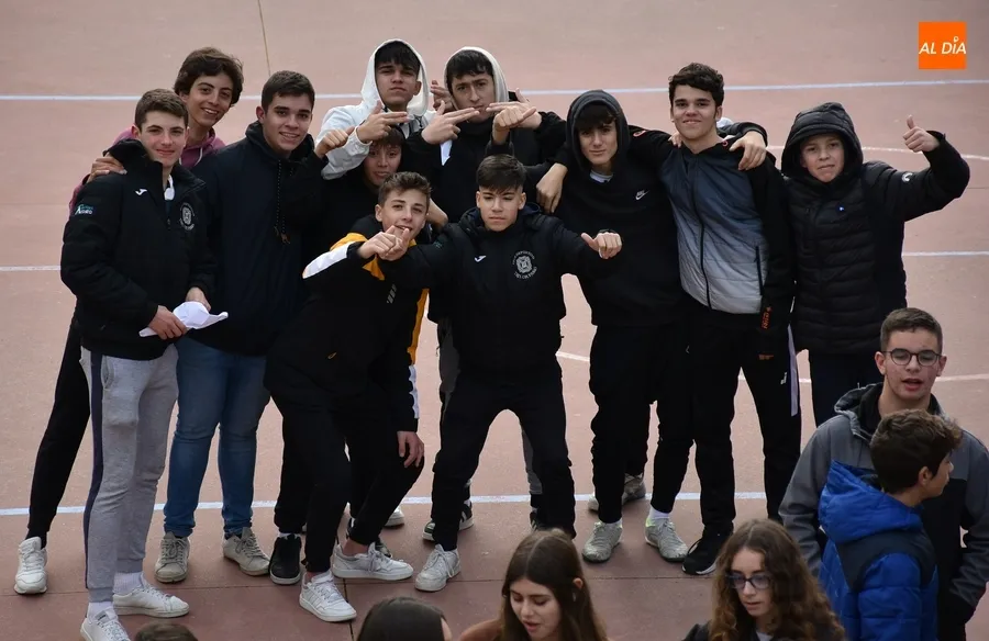 Foto 7 - El IES Tierra da la bienvenida al 2023 con sus propias Campanadas