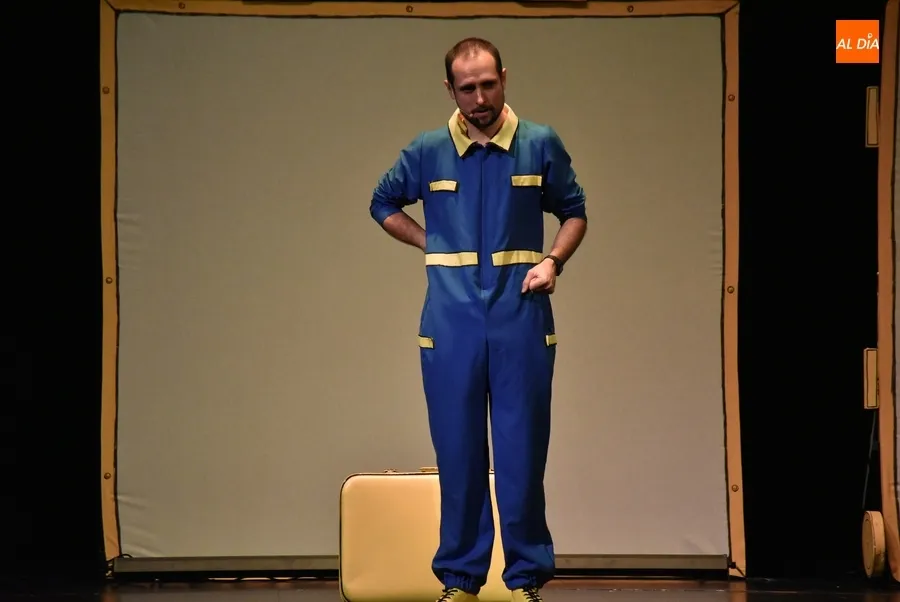 Foto 8 - La compa&ntilde;&iacute;a mirobrigense Al&uacute;a Teatro pone el broche al semestre teatral