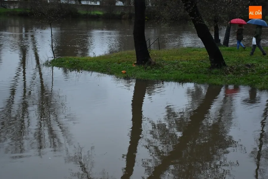 Foto 4 - El caudal del &Aacute;gueda casi se triplica en 24 horas alcanzando ya los 91 metros c&uacute;bicos por segundo