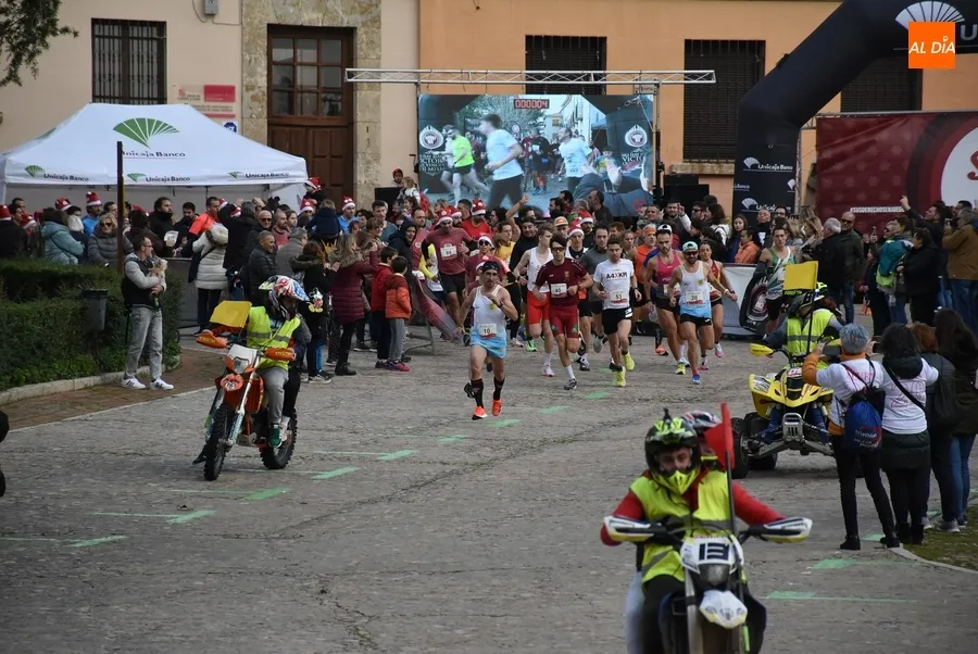 Foto 4 - Antonio Silva y Ver&oacute;nica S&aacute;nchez repiten victoria en una San Silvestre m&aacute;s dura y m&aacute;s concurrida