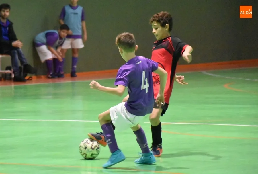 Foto 7 - El Infantil Regional del III Columnas se reencuentra con la victoria tras su noviembre &lsquo;horribilis&rsquo;