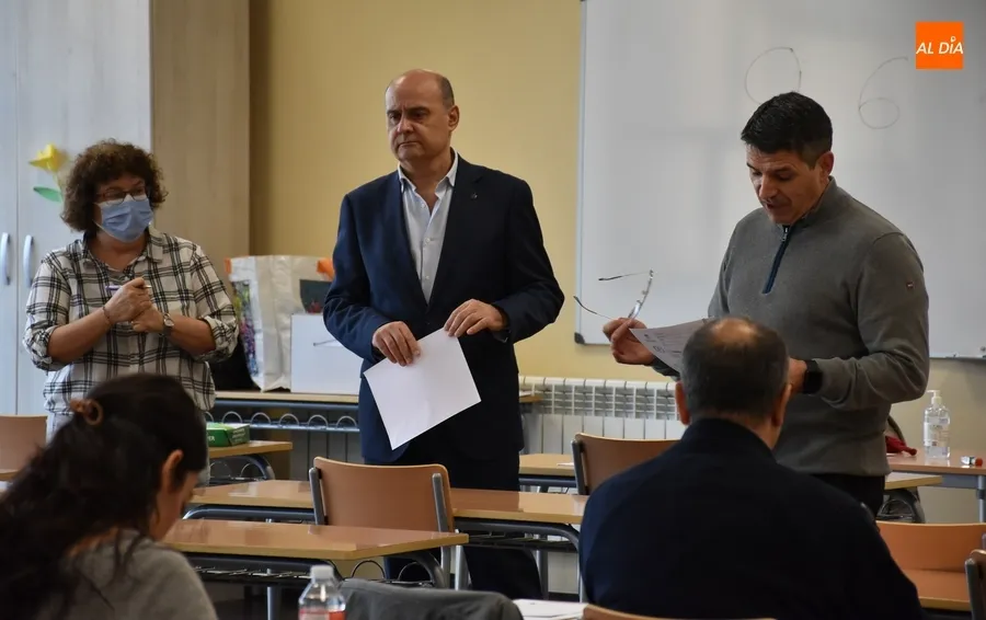 Foto 3 - Dos ausencias entre los 25 citados al 2&ordm; examen de la oposici&oacute;n para cubrir tres plazas de administrativo