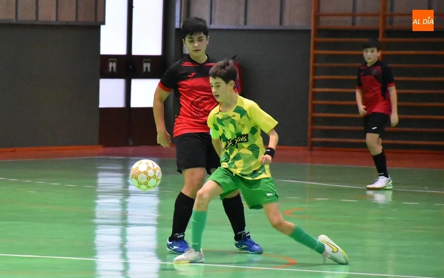 Foto 8 - Cara y cruz para el Infantil y el Cadete regionales del III Columnas en el cierre del a&ntilde;o deportivo en Fox&aacute;