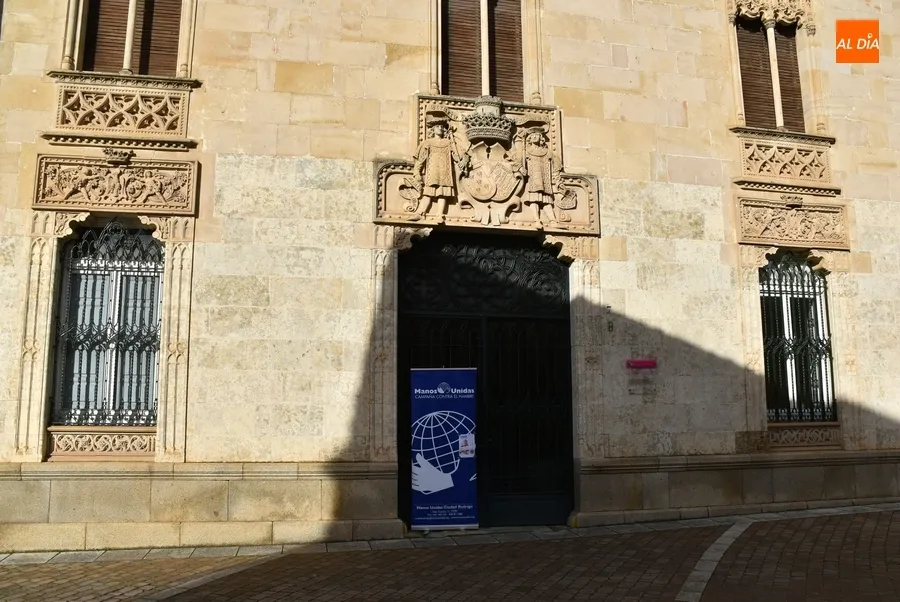 Foto 3 - El Rastrillo de Manos Unidas encara sus &uacute;ltimos d&iacute;as con nuevos productos