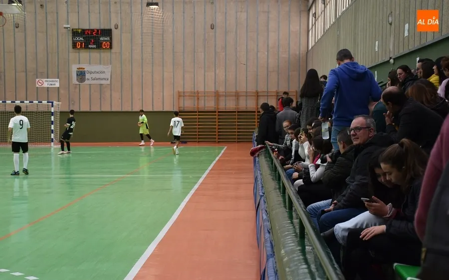 Foto 7 - El f&uacute;tbol sala vive un d&iacute;a de fiesta en Conde de Fox&aacute; de la mano de ARCIU