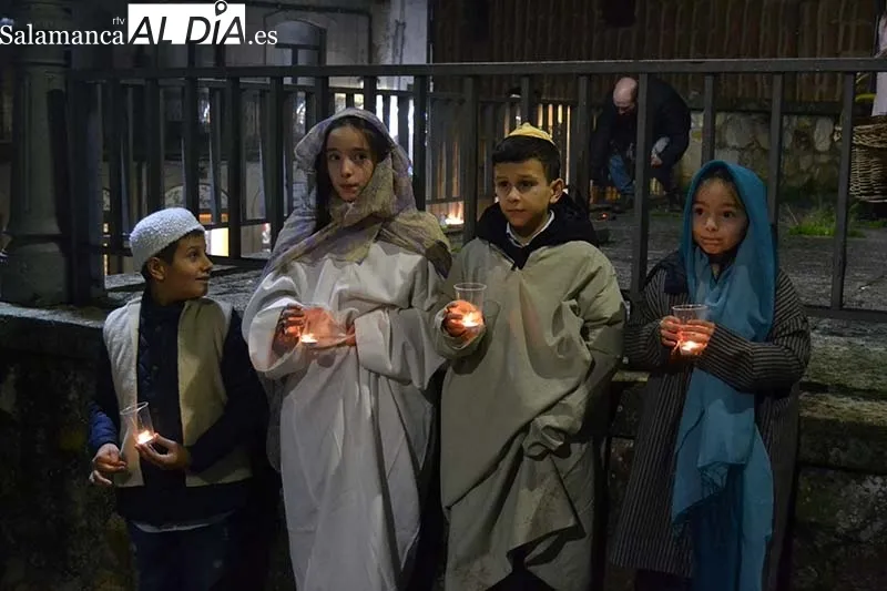 Foto 9 - B&eacute;jar vive el misterio viviente de la Navidad