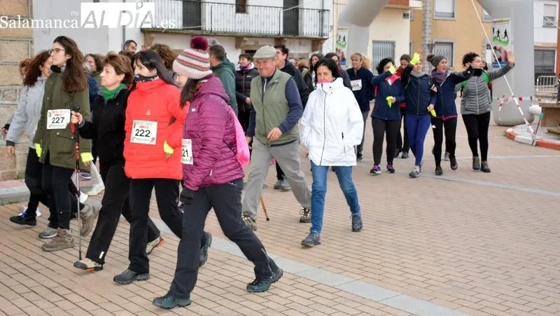 Foto 11 - Lumbrales vive una gran jornada deportiva con la participaci&oacute;n de m&aacute;s de 200 atletas