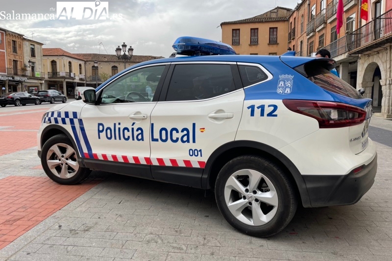 Vehículo de la Policía Local de Peñaranda. Archivo