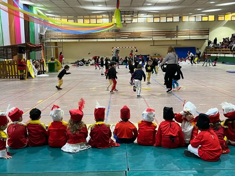 Festivales de Navidad triunfan en Maristas