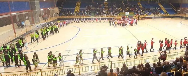 Foto 2 - B&eacute;jar volvi&oacute; a demostrar su solidaridad a trav&eacute;s del deporte
