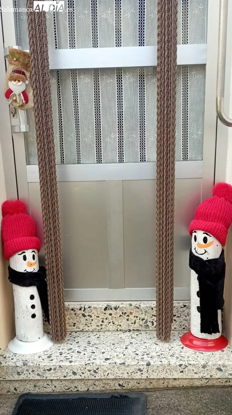 La hoguera de los Quintos es uno de los actos tras tradicionales de la Navidad en Hinojosa