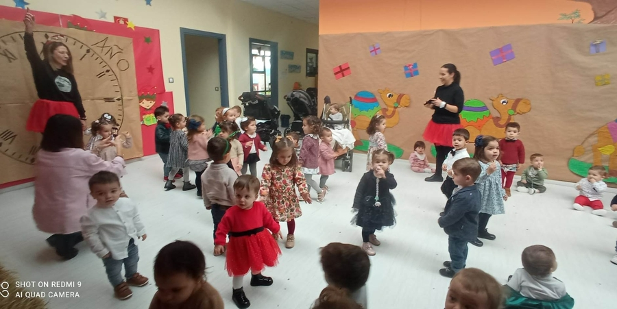 La Escuela Infantil se viste de gala para despedir el año