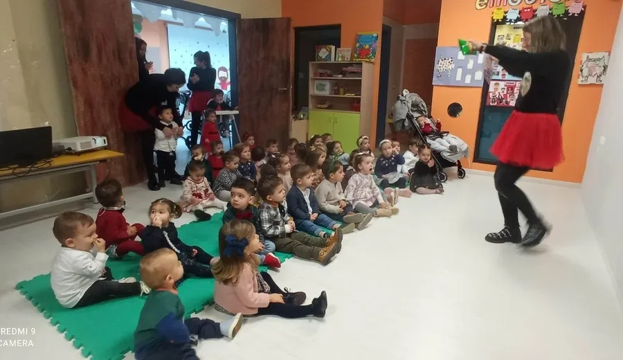 Foto 3 - La Escuela Infantil se viste de gala para despedir el a&ntilde;o