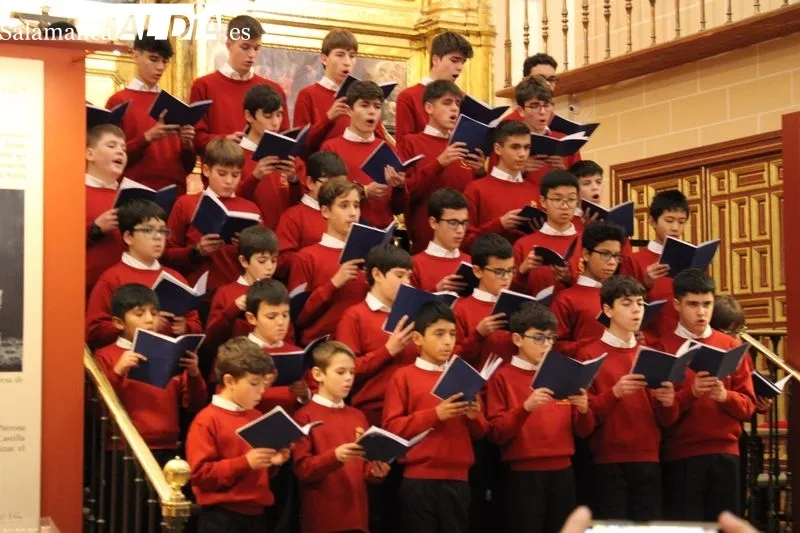 Foto 2 - La Escolan&iacute;a del Real Monasterio del Escorial act&uacute;a en la iglesia de la Anunciaci&oacute;n