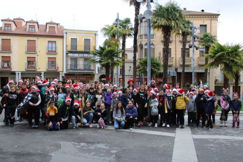 Foto 5 - El Colegio Santa Teresa celebra su propio d&iacute;a de fin de a&ntilde;o