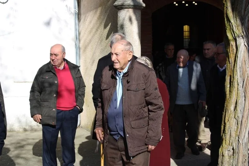Foto 10 - Navales celebra su gran d&iacute;a de fiestas en honor a San Silvestre
