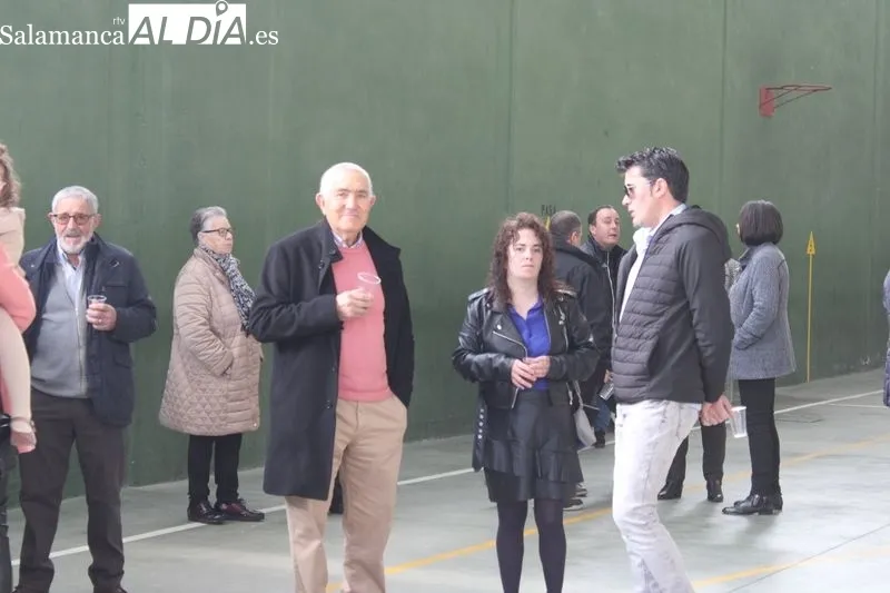 Foto 5 - Navales celebra su gran d&iacute;a de fiestas en honor a San Silvestre