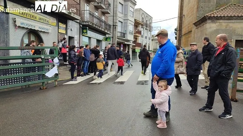 Encierros infantiles en Vitigudino / CORRAL