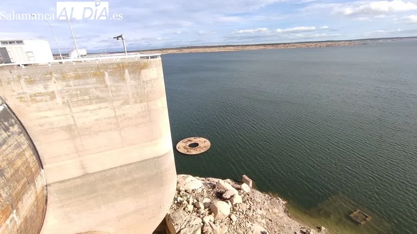 La presa de Almendra sube 10 metros de nivel respecto al 27 de septiembre pasado / CORRAL 