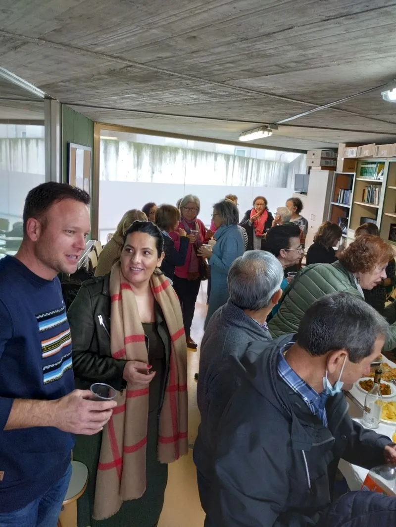 El Centro de Educación de Adultos de Santa Marta de Tormes celebra la fiesta de final de trimestre
