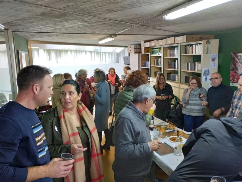 El Centro de Educación de Adultos de Santa Marta de Tormes celebra la fiesta de final de trimestre