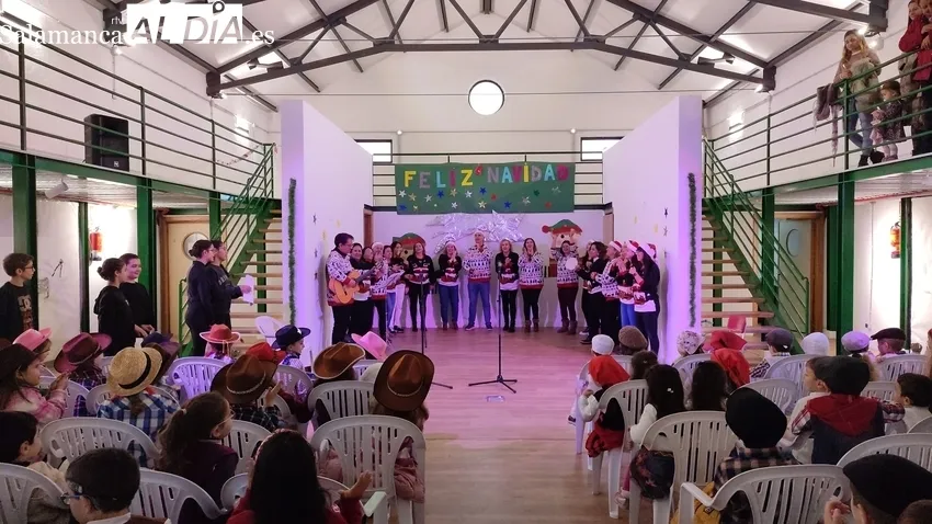 Festival de Navidad del CEIP Manuel Moreno Blanco de Vitigudino / CORRAL