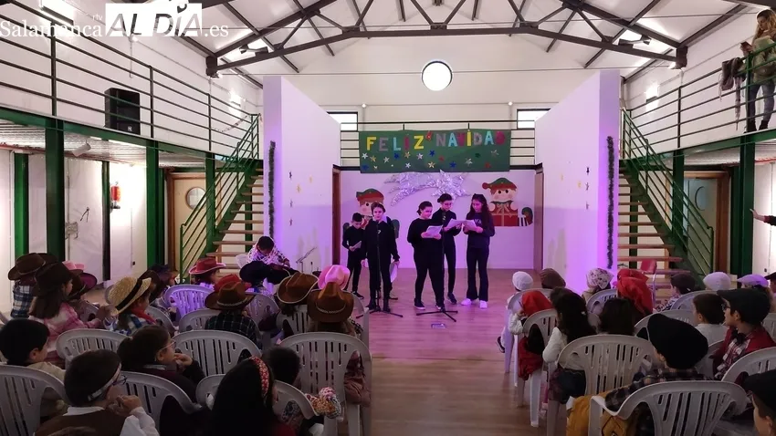 Festival de Navidad del CEIP Manuel Moreno Blanco de Vitigudino / CORRAL
