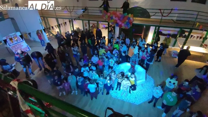 Celebración de la Nochevieja infantil en Vitigudino / CORRAL