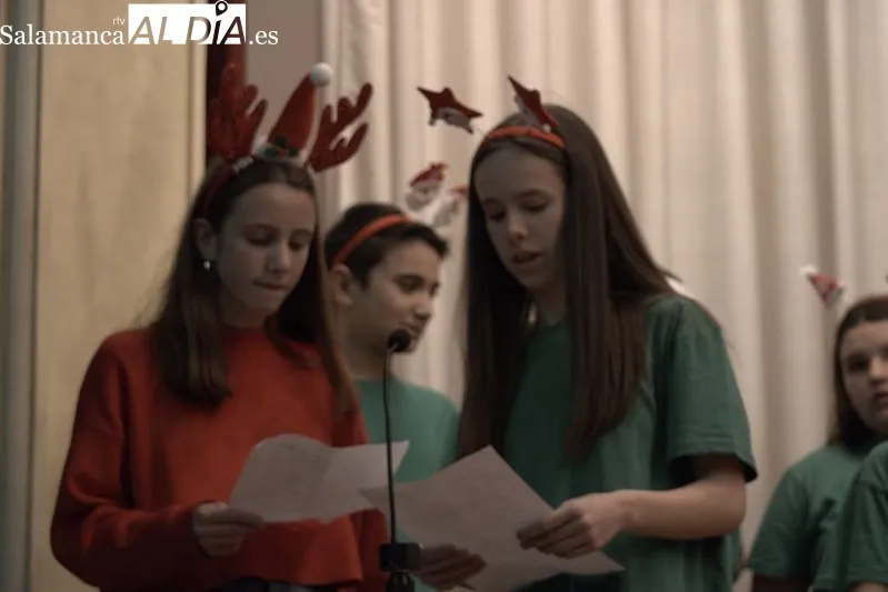 Foto 58 - Actuaciones navide&ntilde;as de Infantil y ESO en el Colegio Santa Isabel