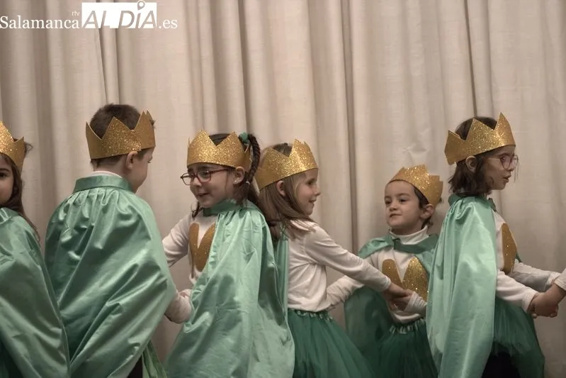 Foto 46 - Actuaciones navide&ntilde;as de Infantil y ESO en el Colegio Santa Isabel