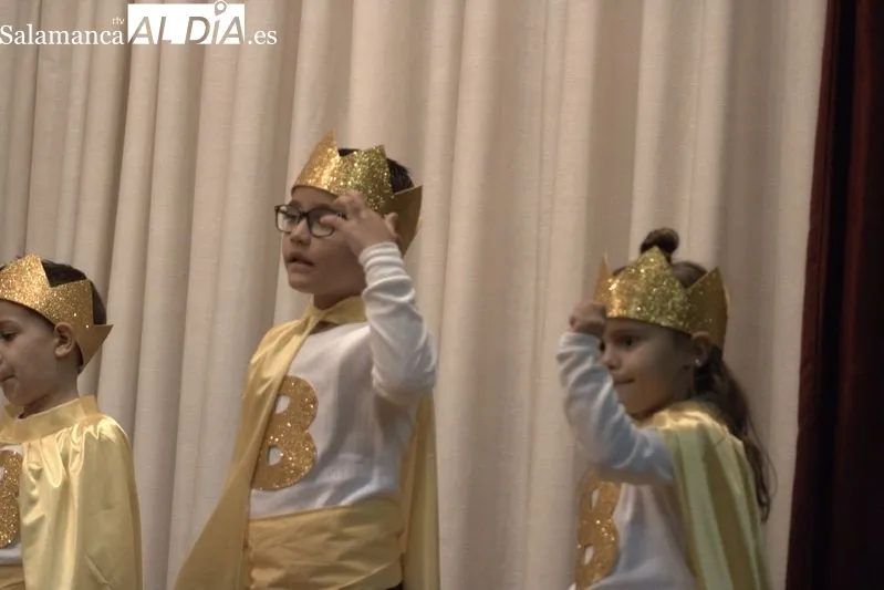 Foto 44 - Actuaciones navide&ntilde;as de Infantil y ESO en el Colegio Santa Isabel