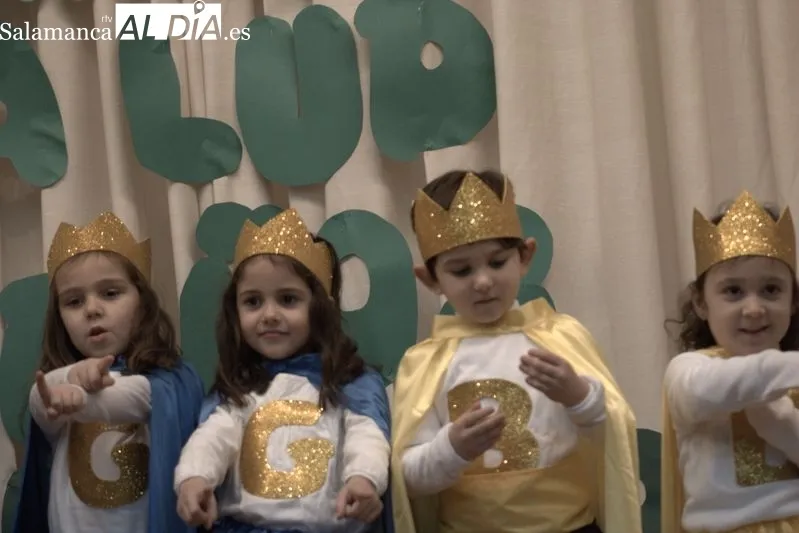 Foto 43 - Actuaciones navide&ntilde;as de Infantil y ESO en el Colegio Santa Isabel