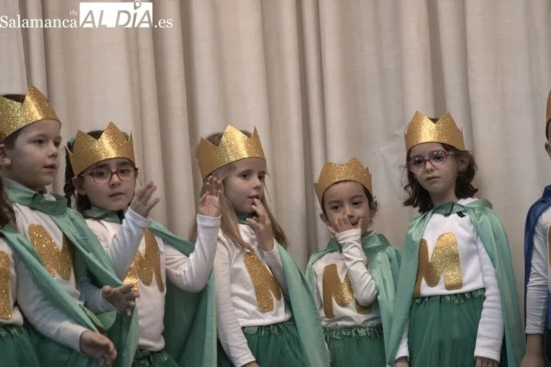 Foto 41 - Actuaciones navide&ntilde;as de Infantil y ESO en el Colegio Santa Isabel