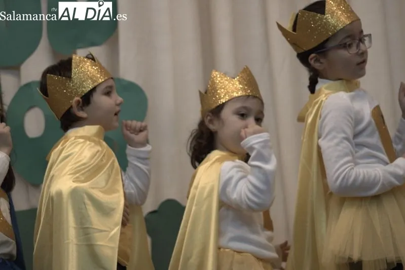Foto 40 - Actuaciones navide&ntilde;as de Infantil y ESO en el Colegio Santa Isabel