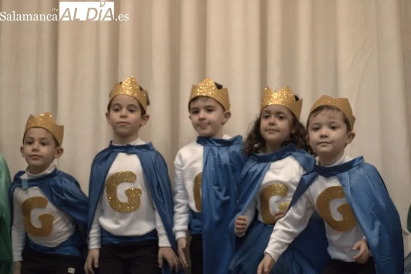 Foto 38 - Actuaciones navide&ntilde;as de Infantil y ESO en el Colegio Santa Isabel