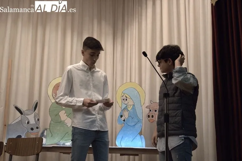 Foto 30 - Actuaciones navide&ntilde;as de Infantil y ESO en el Colegio Santa Isabel