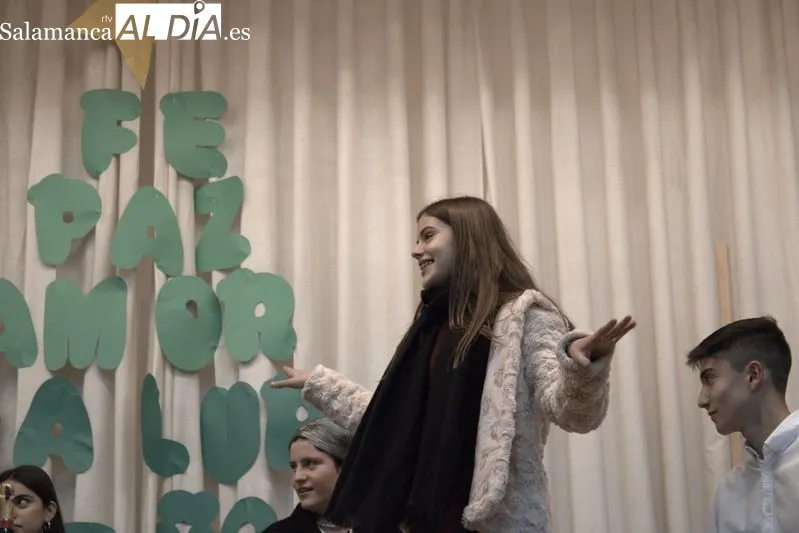 Foto 29 - Actuaciones navide&ntilde;as de Infantil y ESO en el Colegio Santa Isabel