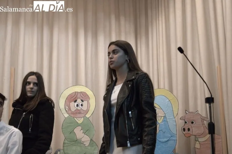 Foto 20 - Actuaciones navide&ntilde;as de Infantil y ESO en el Colegio Santa Isabel