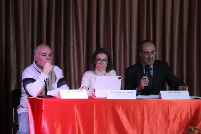 Foto 3 - La Asociaci&oacute;n Ib&eacute;rica de Municipios Ribere&ntilde;os del Duero apuesta en Aldead&aacute;vila por nuevos recursos fluviales en su Ruta del Duero