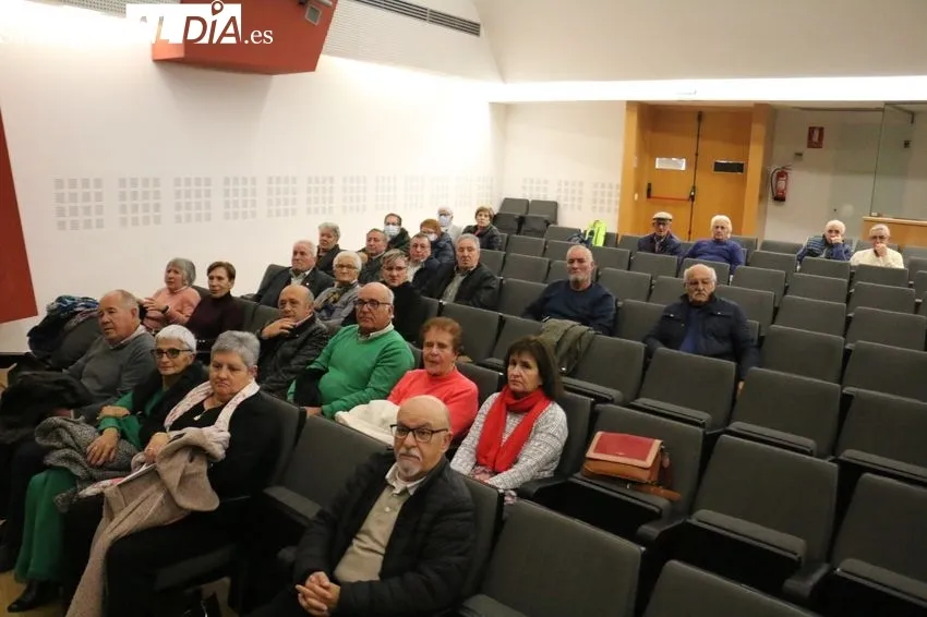 Asamblea de la Unión Comarcal de Mayores de Vitigudino / FOTOS: CORRAL 