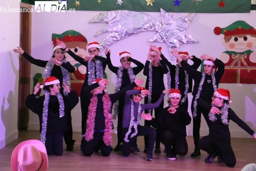 Festival de Navidad del CEIP Manuel Moreno Blanco de Vitigudino / CORRAL