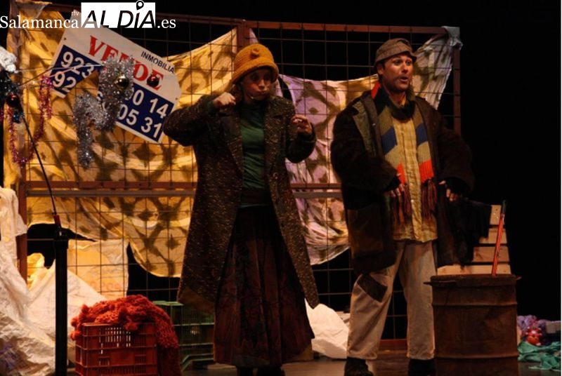 Kamaru Teatro representa este domingo, 18 de diciembre en Vitigudino la obra 'Sueños de Navidad'