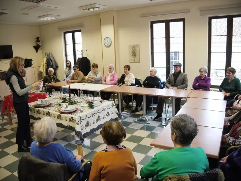 Taller de preparación de mesa navideña