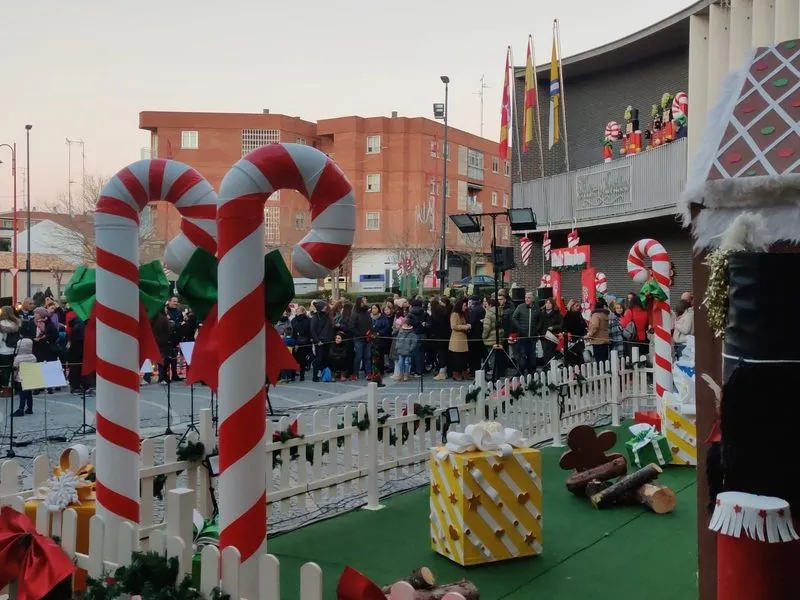 Imágenes de la inauguración de la ‘Villa Navideña’